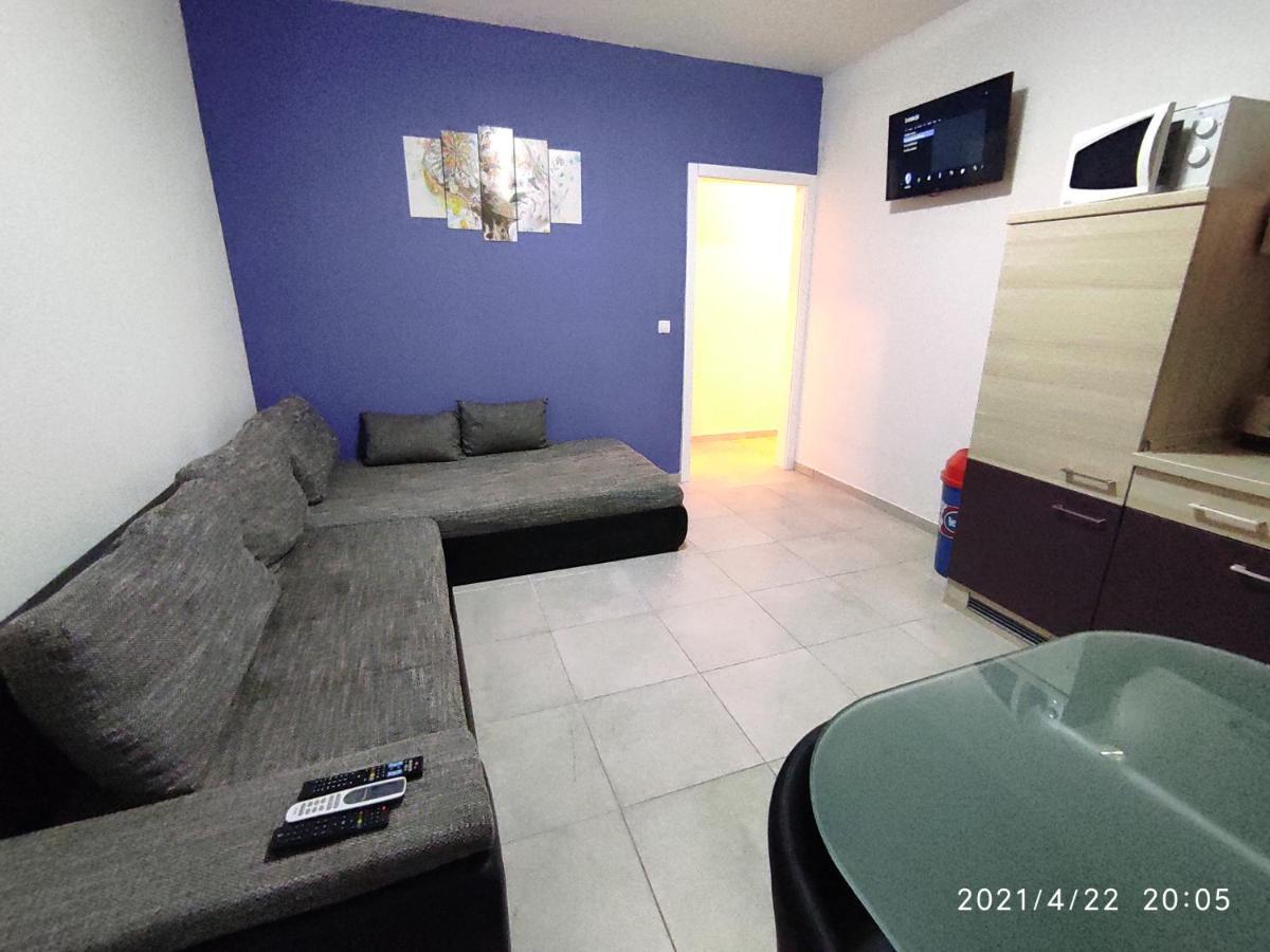 Apartmani Quattro Starigrad Paklenica Exteriör bild