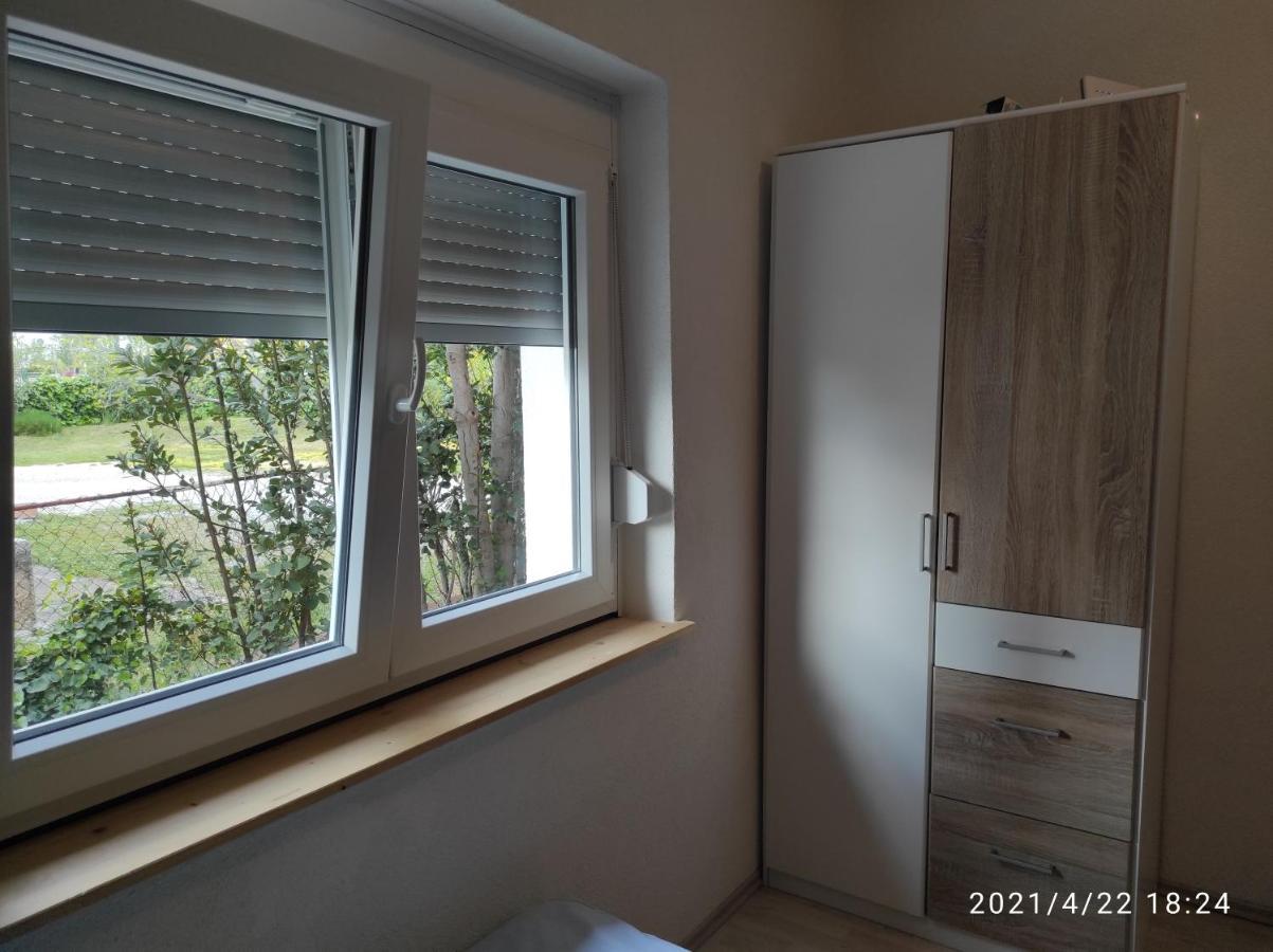 Apartmani Quattro Starigrad Paklenica Exteriör bild