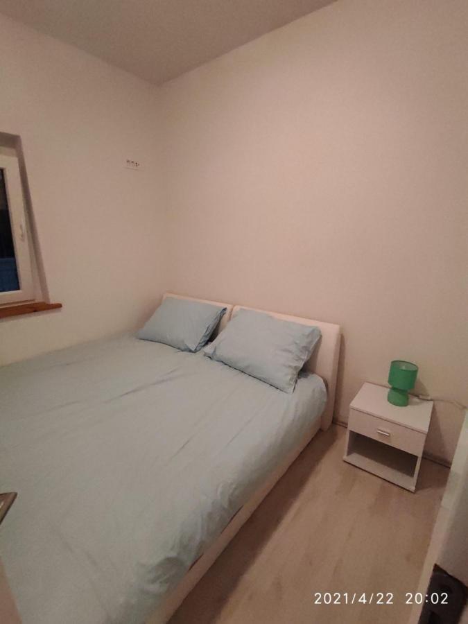 Apartmani Quattro Starigrad Paklenica Exteriör bild