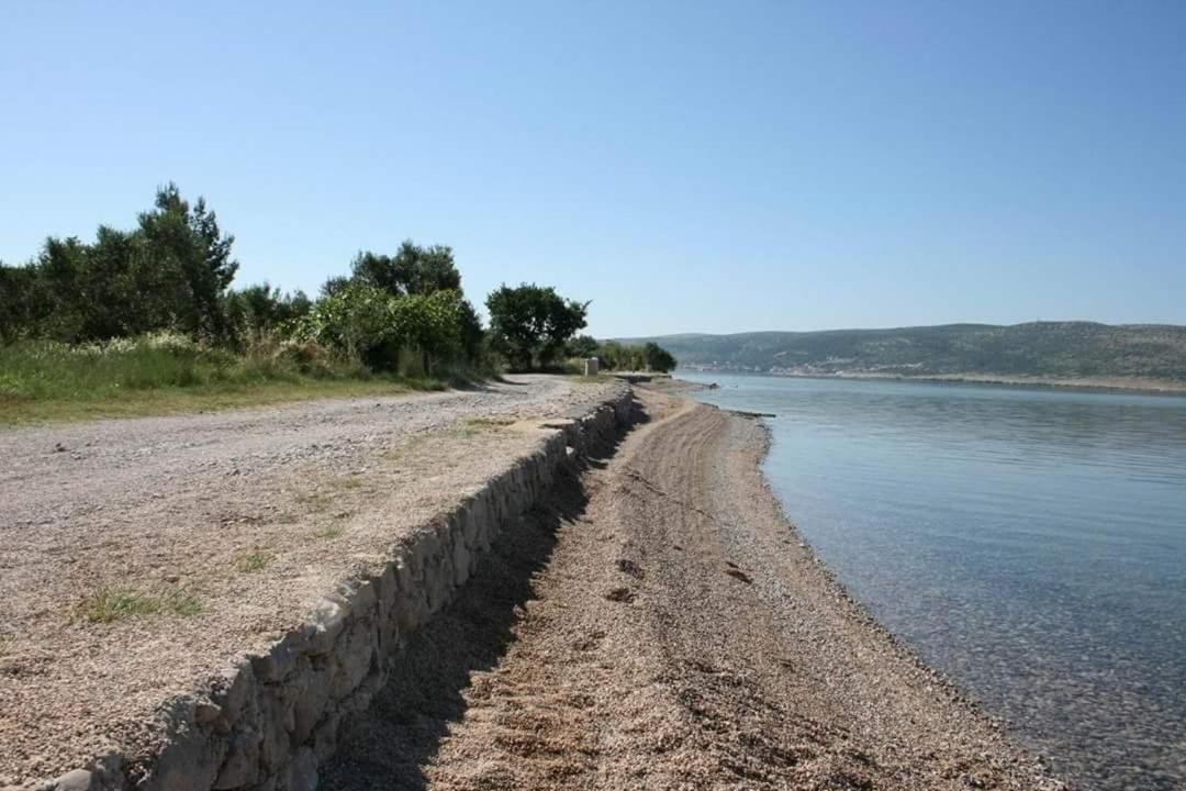 Apartmani Quattro Starigrad Paklenica Exteriör bild